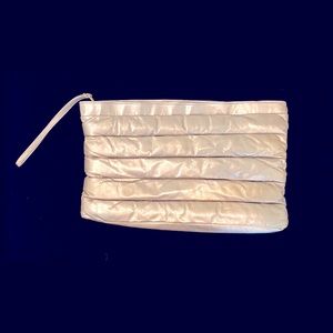 Vintage 80’s silver metallic leather clutch